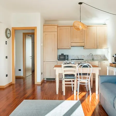 Alma - Bilocale Vicino Stazione 아파트 베르가모