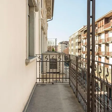Alma - Bilocale Vicino Stazione